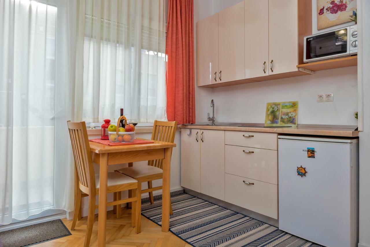 Apartments Emi Спліт Екстер'єр фото